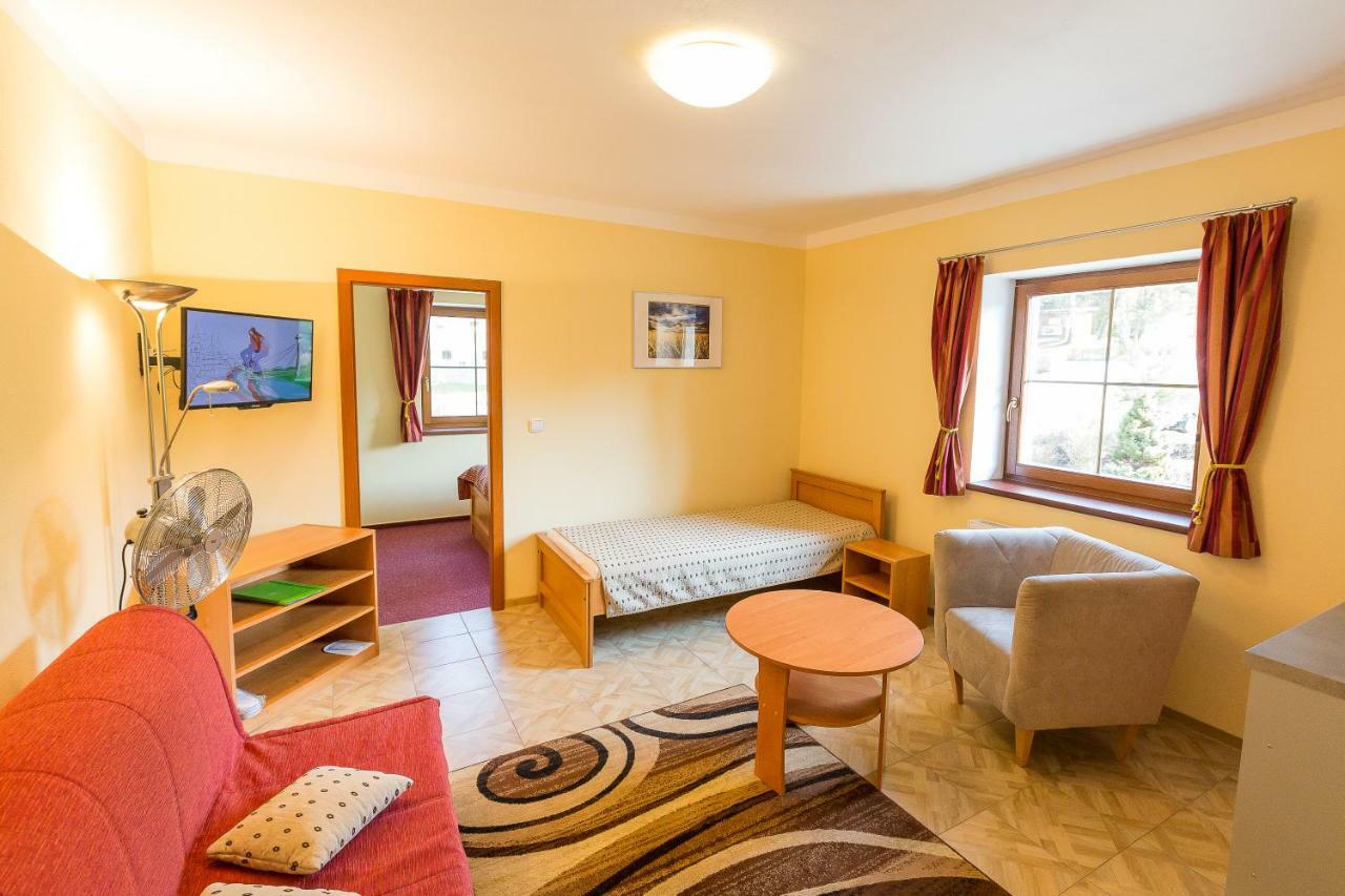 Admiral Hotel 3*